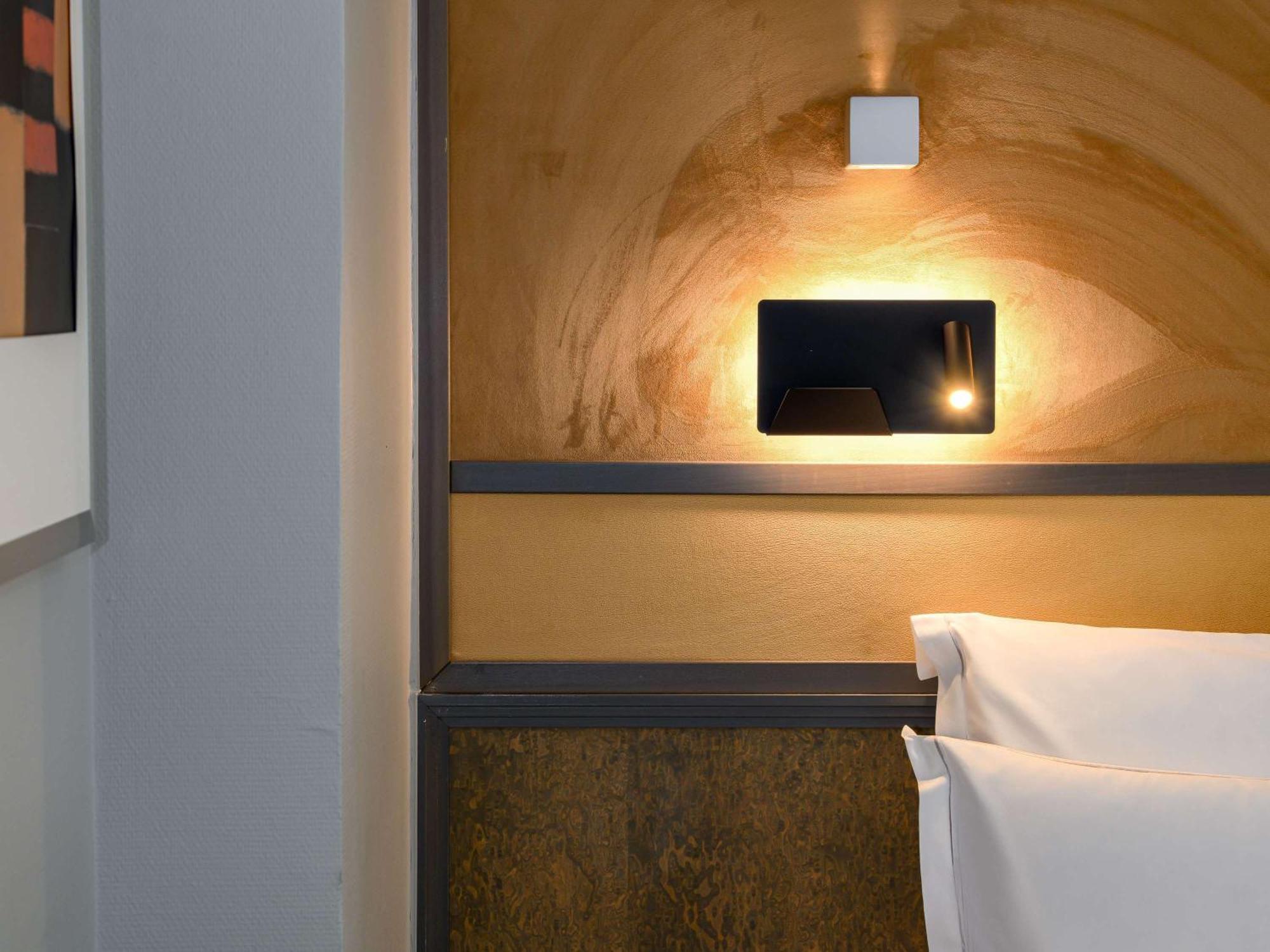 เมอร์เคียว ดอร์ทมุนด์ เซ็นทรุม Hotel ภายนอก รูปภาพ