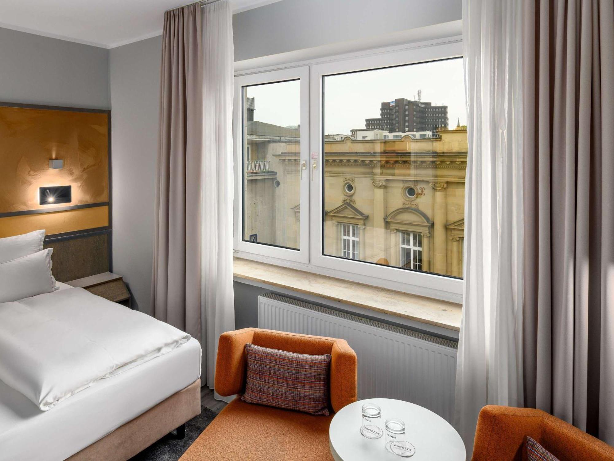 เมอร์เคียว ดอร์ทมุนด์ เซ็นทรุม Hotel ภายนอก รูปภาพ